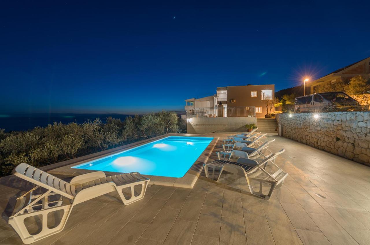 Villa Violeta With Amazing Sea View Макарска Экстерьер фото