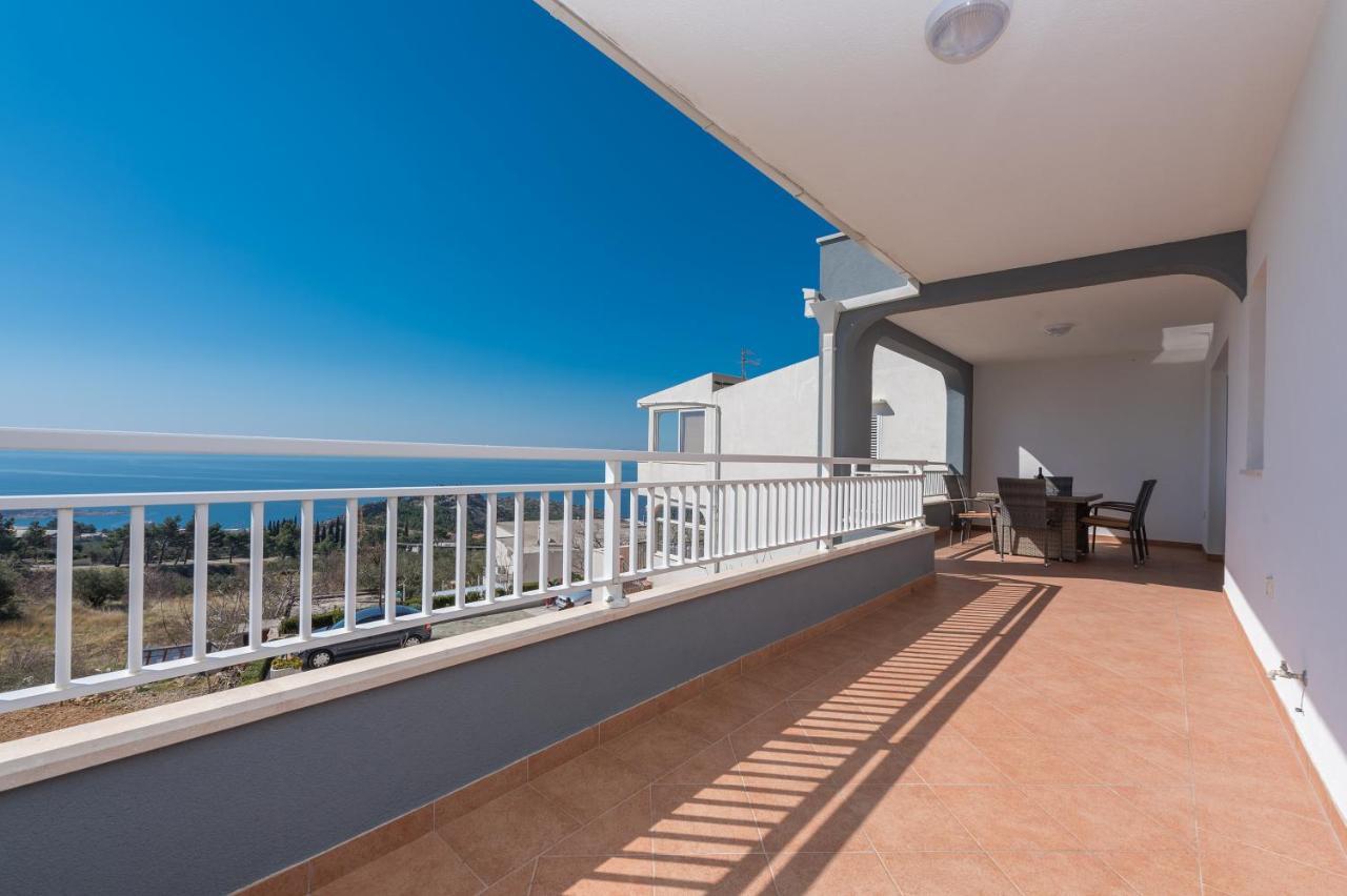 Villa Violeta With Amazing Sea View Макарска Экстерьер фото