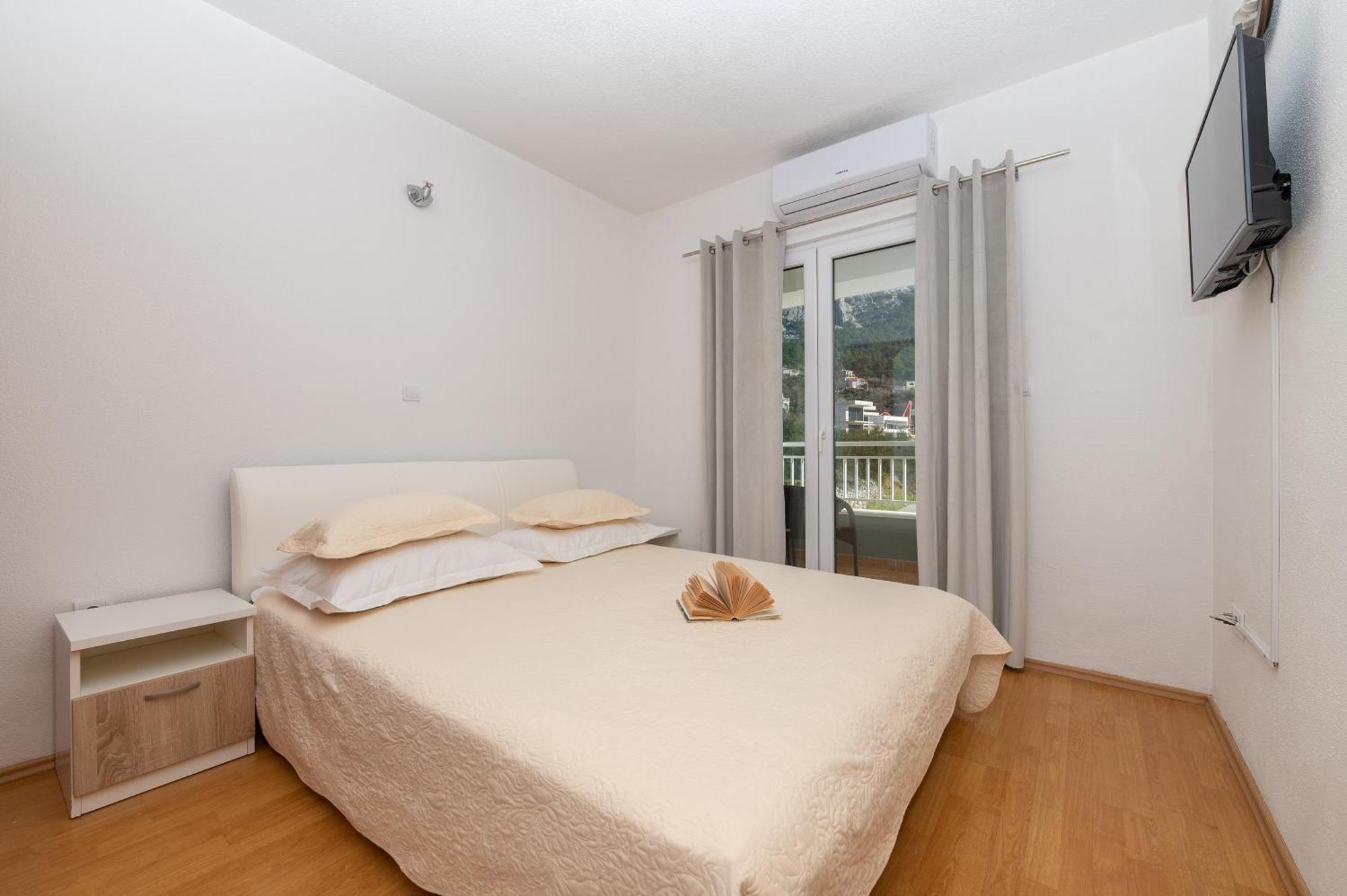 Villa Violeta With Amazing Sea View Макарска Экстерьер фото